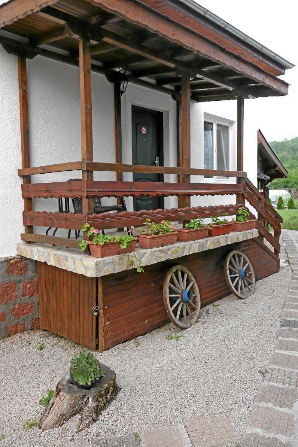 Guest House Medina Belogradtjik Exteriör bild